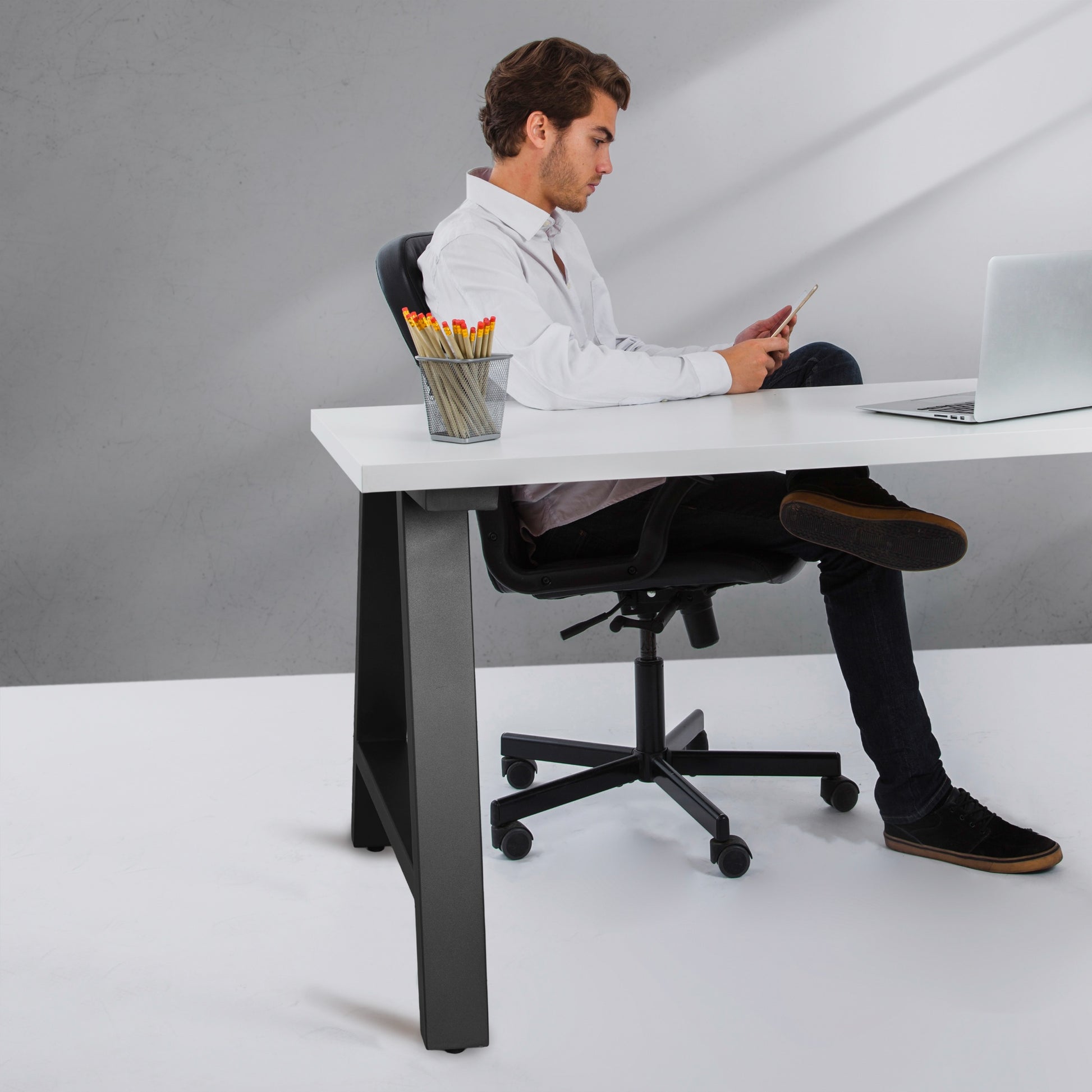 Patas Metálicas para Mesa Industrial Tipo A 65x71 cm - Modelo PM-002 Estilo Robustas y Modernas - MetallMöbell